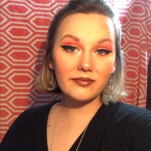 Meet your Posher, Hunter